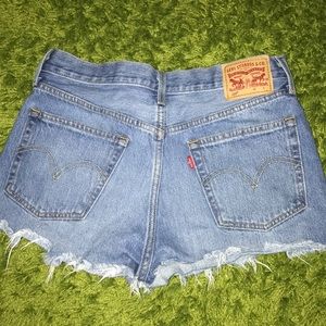 Levi’s shorts
